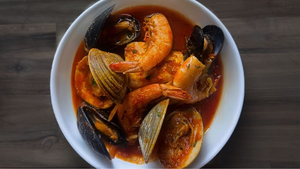 Cioppino with Martone Street Mediterranean-Style Sauce